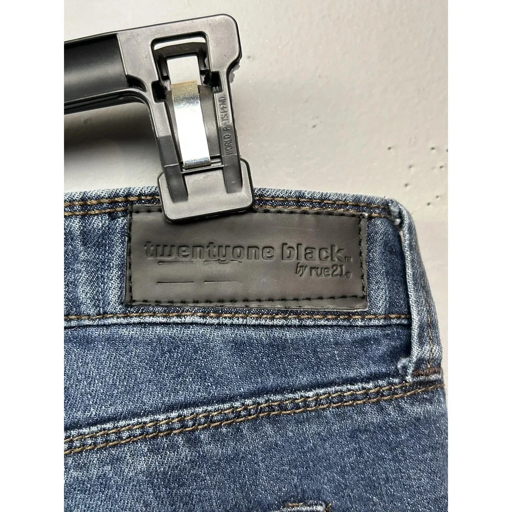 rue21 twentyone black Jeans Women 11/12R Blue Skinny Distressed Ripped Denim